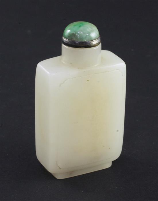 A Chinese pale celadon jade rectangular snuff bottle, 1750-1850, 5.6cm, jadeite and silver stopper